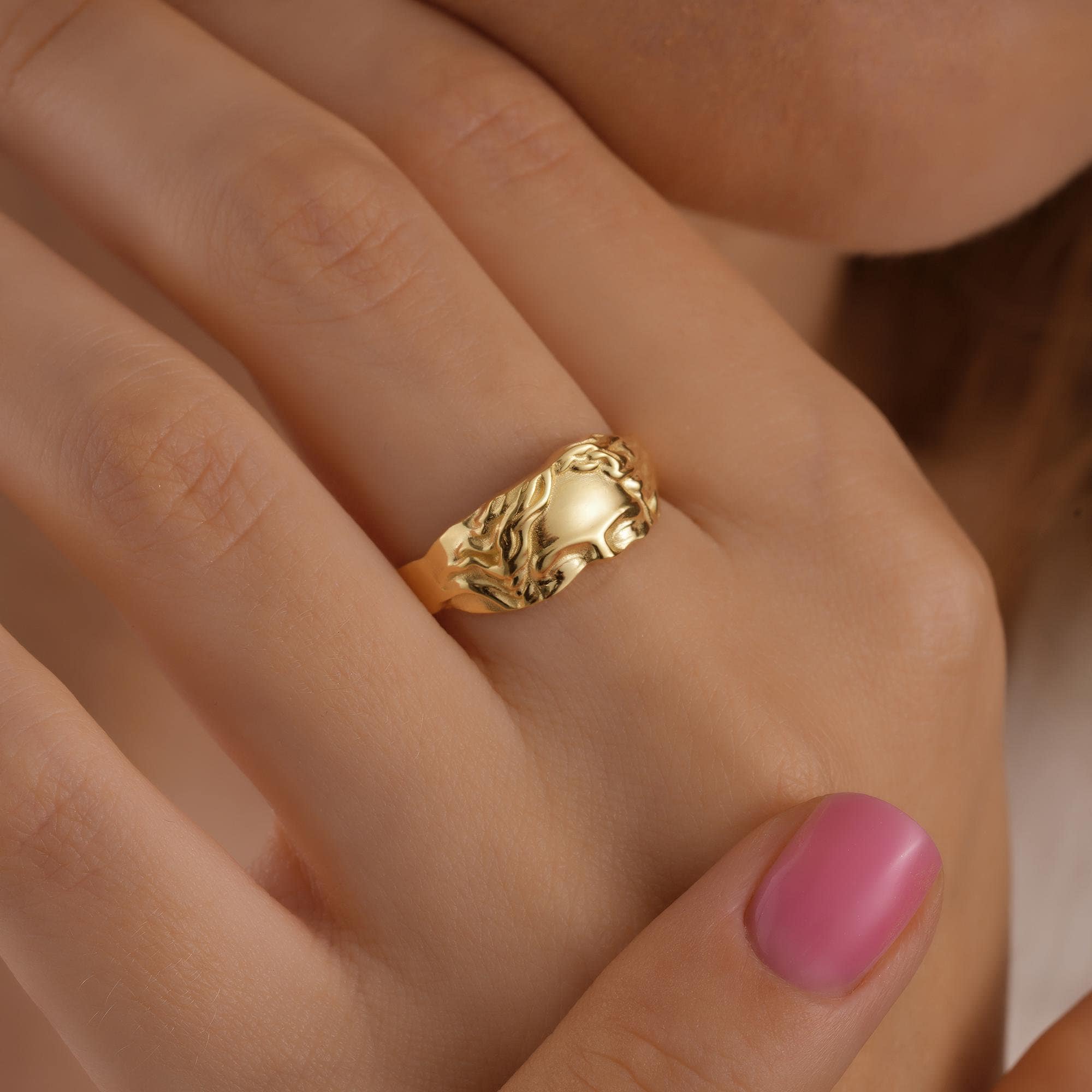14K Gold Filled Venus Ring, Chunky Aphrodite Ring, Mythology jewelry, Gold Ring, Christmas Gifts, Greek Symbol, Vintage Jewelry, AU07
