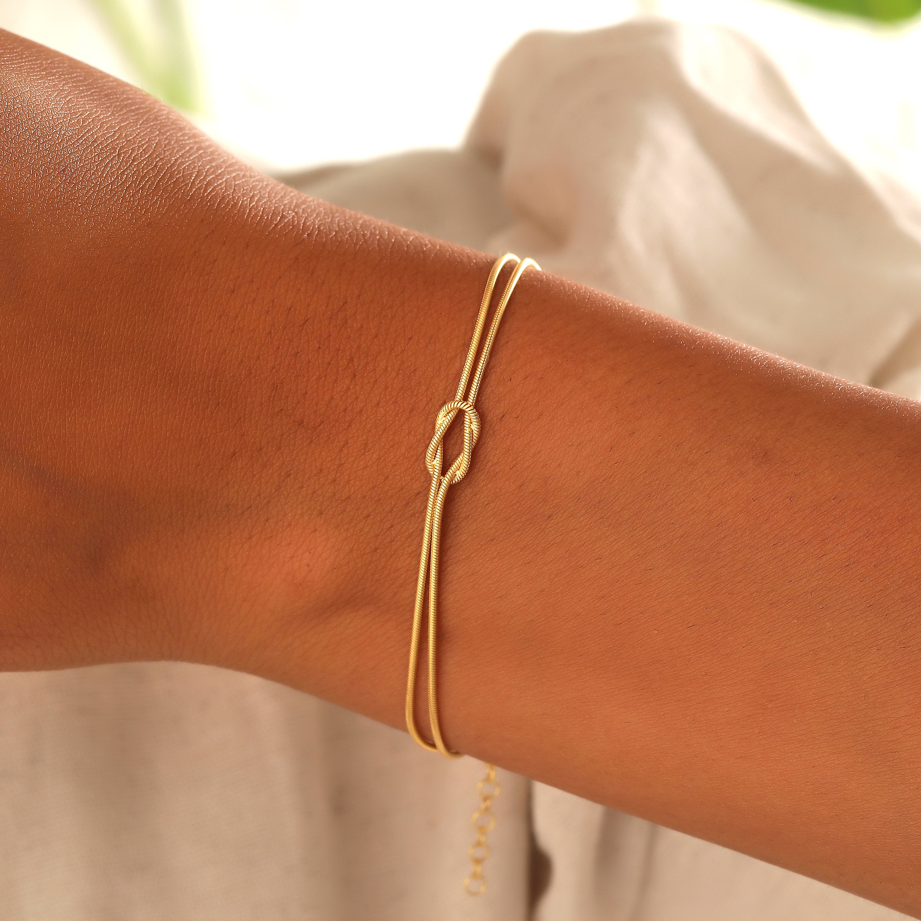 14k Gold filled  Knot Bracelet with Snake Chain, Friendship Bracelet, Couples Bracelet, Mother Daughter Gift, Dainty Gold Bracelet, AU87